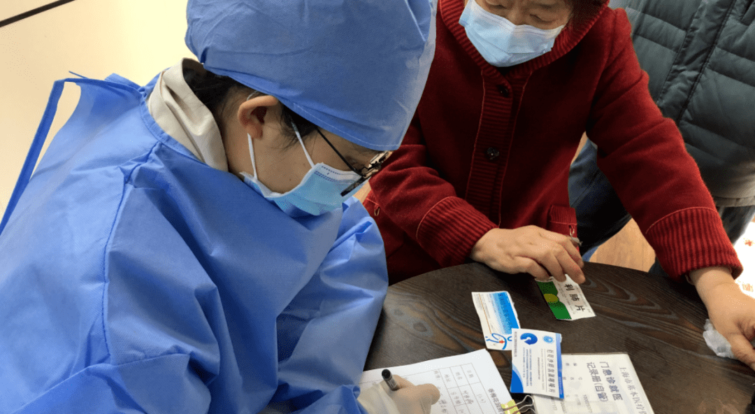 锦州24小时套医保卡回收商家(急用钱24小时医保提取)