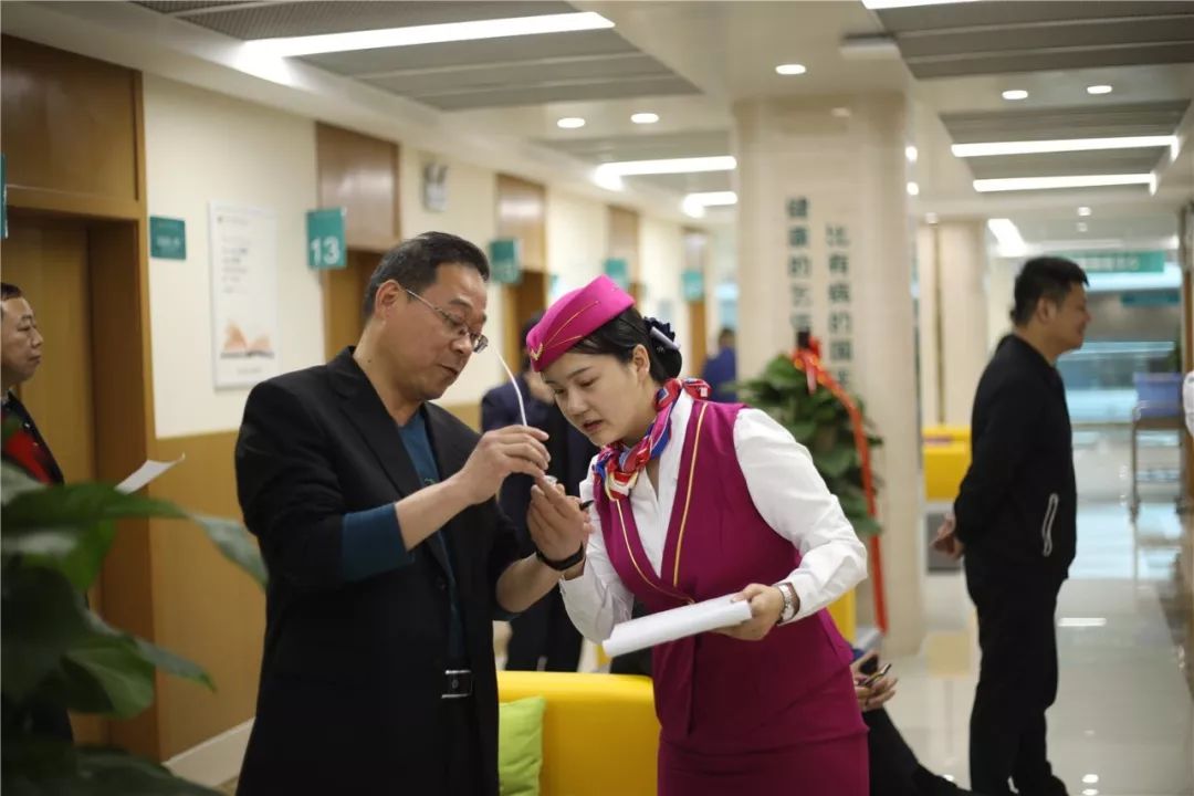 锦州24小时套医保卡(北京医保卡使用指南)